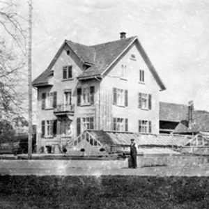 1926 
Wohnhaus und Gärtnerei in Bassersdorf